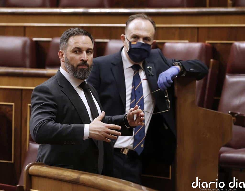 Abascal afea a Iglesias que envíe "a su partida de la porra" a su casa: "Ya me lo hicieron sus amigos de ETA"