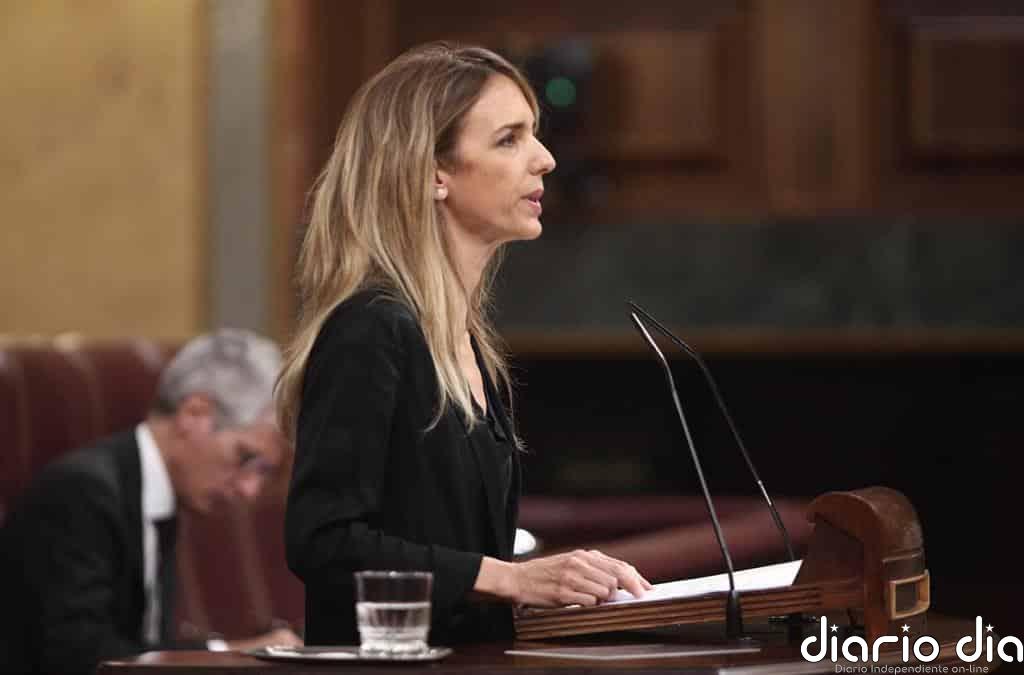 Álvarez de Toledo repite que Iglesias es hijo de terrorista y le critica por llamar a los abogados como las folklóricas