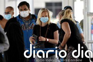 Caos y cancelaciones de última hora durante la primera jornada de reanudación del tráfico aéreo en India