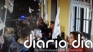 Cargos del PP afean a PSOE y Podemos que se quejen ahora de los escraches que Iglesias bautizó como "jarabe democrático"