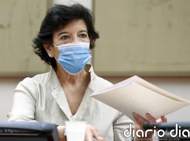 Celaá defiende reabrir las clases en junio por su "valor terapéutico y emocional" La ministra de Educación, Isabel Celaá, comparece ante la comisión del ramo en el Congreso de los Diputados, en Madrid (España), a 21 de mayo de 2020.