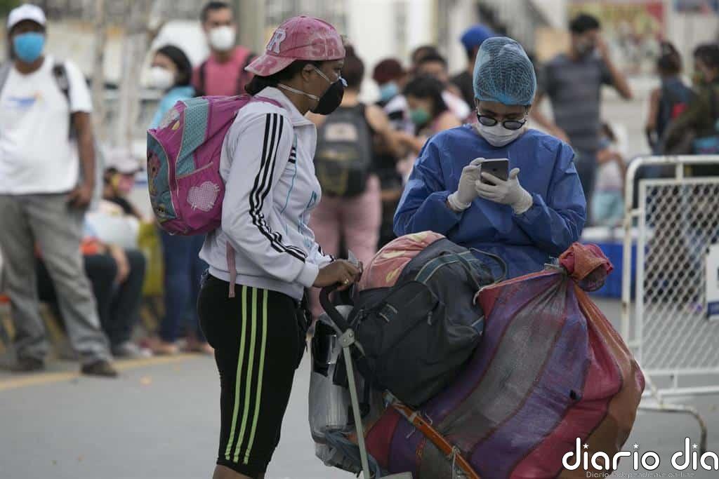 Colombia anuncia tres días sin IVA para reactivar la economía golpeada por la pandemia