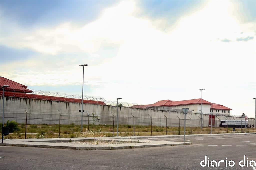 CSIF denuncia a Instituciones Penitenciarias por la escasez de mascarillas en cárceles: una para un turno de 40 horas