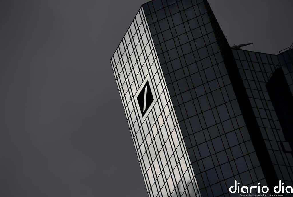 Deutsche Bank se plantea el teletrabajo como fórmula para reducir los costes