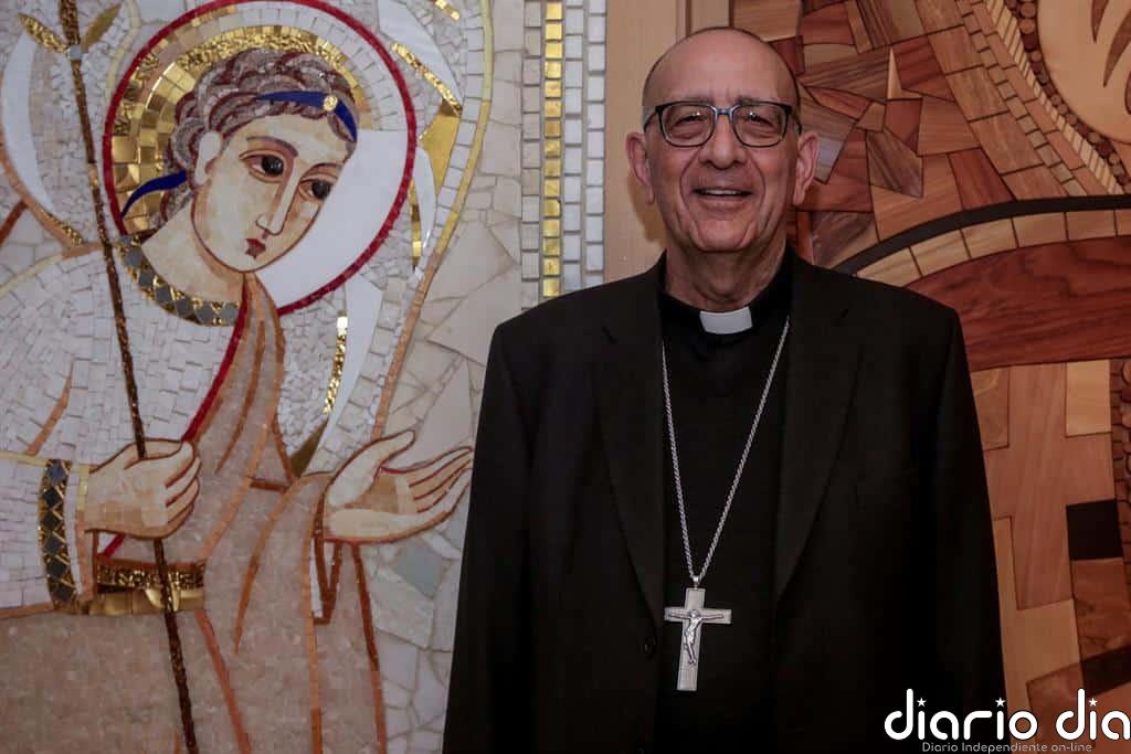 El cardenal Omella recuerda a los difuntos de la pandemia en el primer día del luto oficial