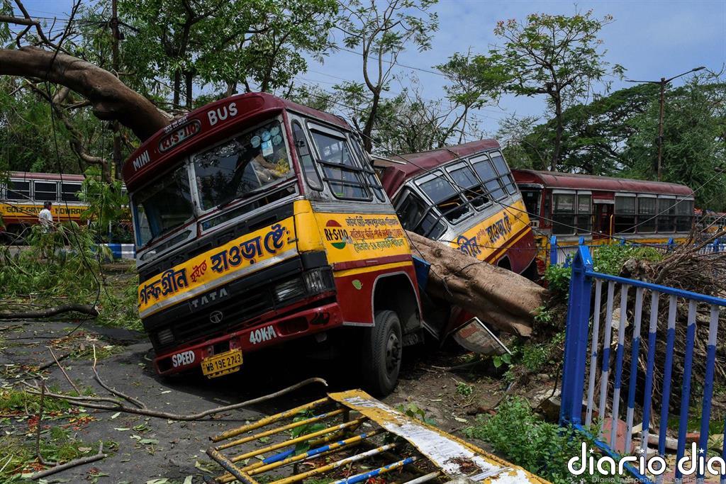 El ciclón 'Amphan' deja 95 muertos y graves daños en el noreste de India y en Bangladesh