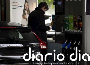 El consumo de combustibles de automoción se derrumba un 59% en abril y cae a mínimos históricos por Covid-19