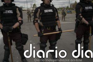 El gobernador de Minesota decreta el toque de queda este fin de semana en Mineápolis en el marco de las protestas