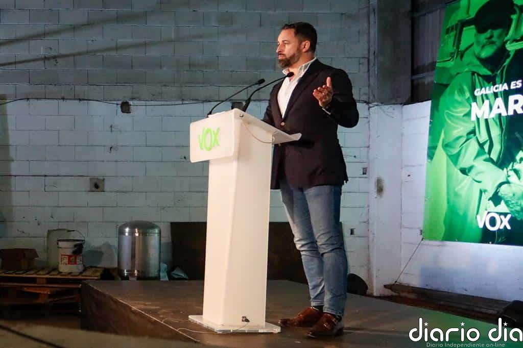 Abascal dice que VOX tendrá "vigilado" a Feijóo y "negociará" si es llave de gobierno, pero sin "garantizar nada"