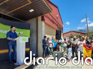 Abascal (Vox) ofrece "liberar a los vascos del yugo nacionalista" creado por la "cobardía" de PSE y PP