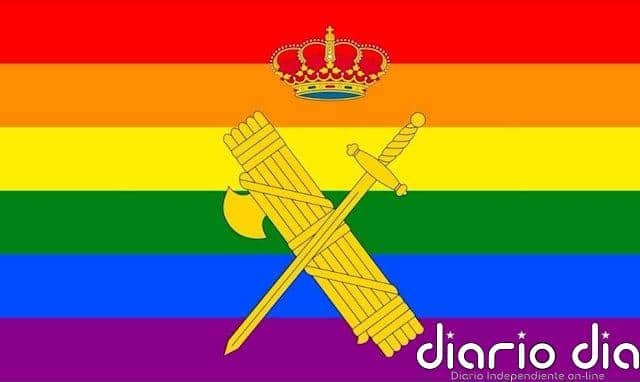 Abogados Cristianos presenta una querella contra la directora de la Guardia Civil por poner la bandera LGTBI en Twitter