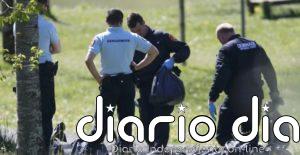 Acusan a dos policías franceses de quedarse con armas entregadas por ETA