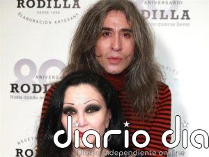 Alaska sorprende a Mario Vaquerizo en su aniversario más especial