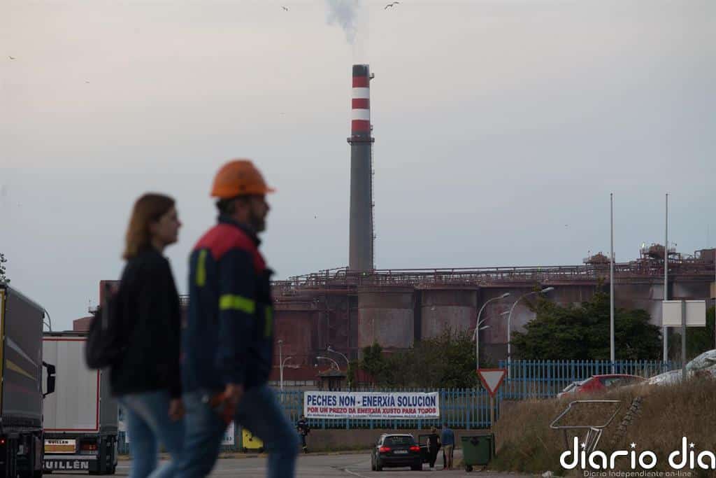 Alcoa achaca a un "malentendido" la cifra de 800 millones que, según Maroto, le reclamará el Gobierno