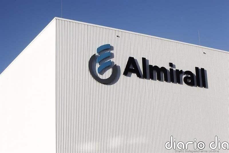 Almirall escala más de un 4% en Bolsa ante su inminente entrada en el Ibex 35