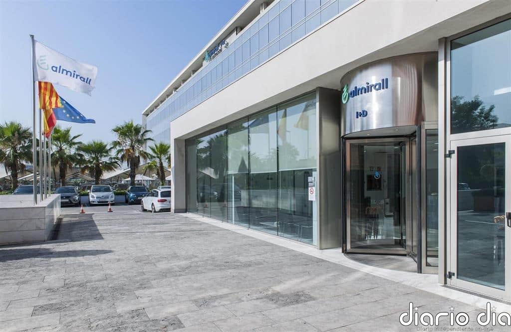 Almirall rebota más de un 6% ante su inminente entrada en el Ibex 35 en sustitución de Mediaset