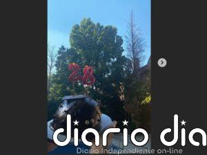 Ana Obregón sopla las velas por Alex el día de su 28 cumpleaños