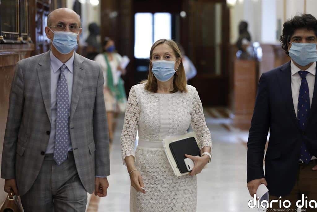 Ana Pastor asegura que el PP negociará los PGE si son sensatos, aunque avisa a Sánchez: "No va por buen camino"