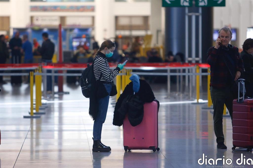 Andalucía rechaza la cuarentena a viajeros de Reino Unido e insiste en controles de Covid-19 en origen