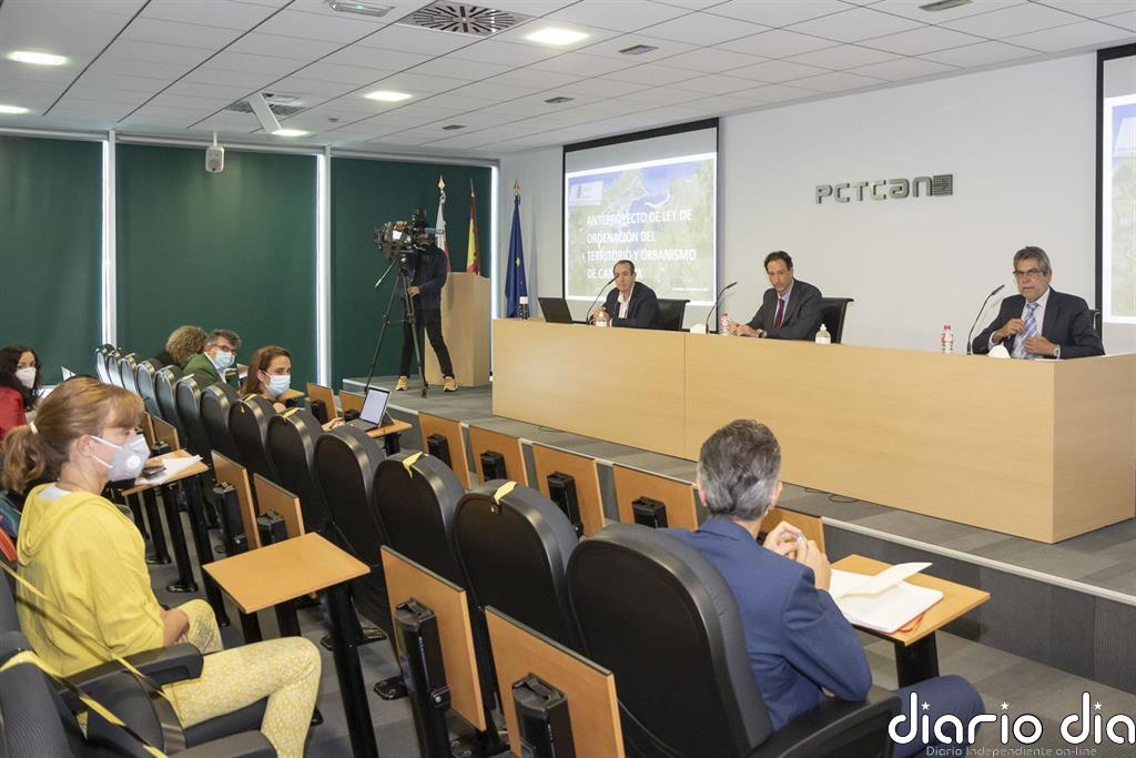 Arranca la tramitación de la nueva 'ley del suelo' de Cantabria, que podría llegar al Parlamento en noviembre