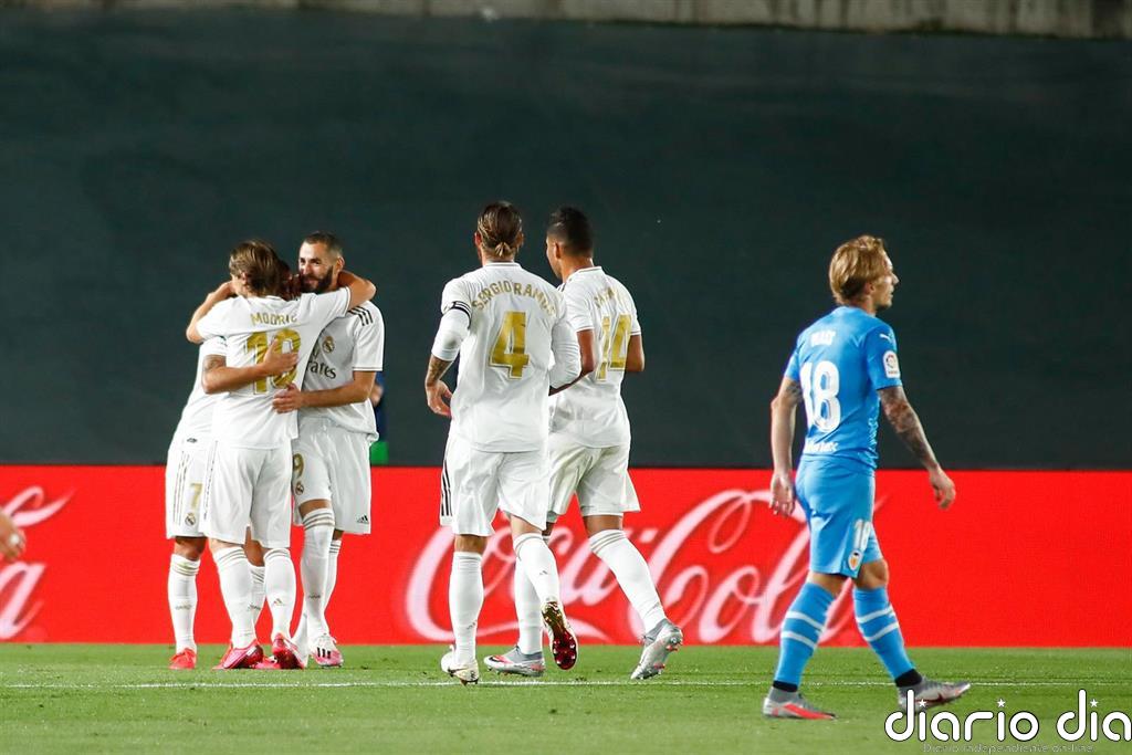 Asensio y Benzema responden al Barça con firmeza