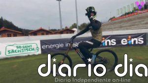 Así fue el intento de récord Guinness de salto de longitud en mountain bike de Johannes Fischbach