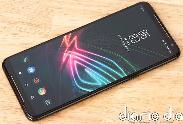 Asus lanzará en julio su nuevo smartphone para gamers ROG Phone 3 ASUS ROG Phone II