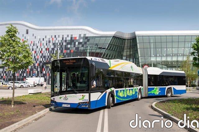 Autobuses y trenes podrán ocupar todos sus asientos desde el lunes en el conjunto de España