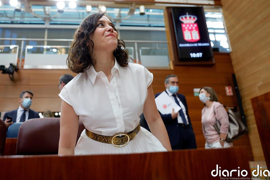 Ayuso asegura que han estudiado la reducción de consejerías pero cree que no supondría "gran ahorro"