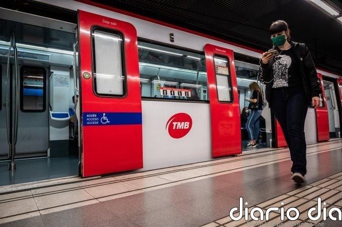 Barcelona trabaja en un acuerdo para "desescalar las horas punta" en Metro y bus