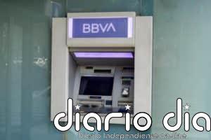 BBVA dice que el gasto entra en terreno positivo en provincias en fase 2 y aumentan las retiradas de efectivo