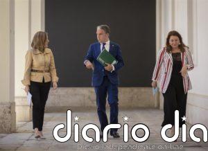 Bendodo respalda la apertura de fronteras el 21: "La pandemia evoluciona y España no podía quedarse atrás"