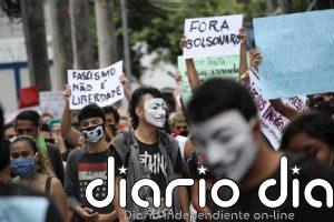 Bolsonaro veta la entrega de 1