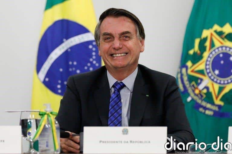 Brasil pacta con Reino Unido producir 100 millones de dosis de vacunas del coronavirus