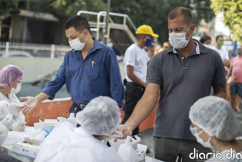Brasil supera los 850.000 casos de coronavirus con más de 20