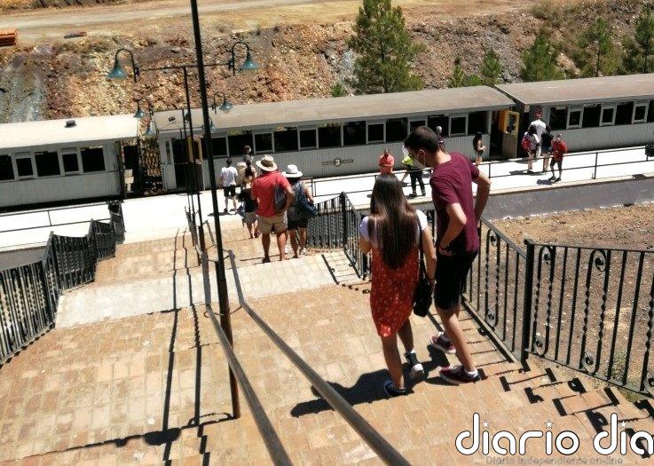 Buena afluencia de visitantes en el Parque Minero de Riotinto, en Huelva, el primer día de reapertura