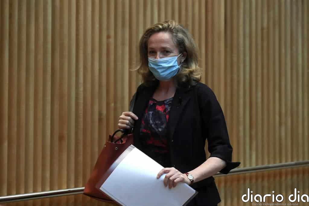 Calviño dice que Sánchez decidirá "en los próximos días" si presenta su candidatura al Eurogrupo
