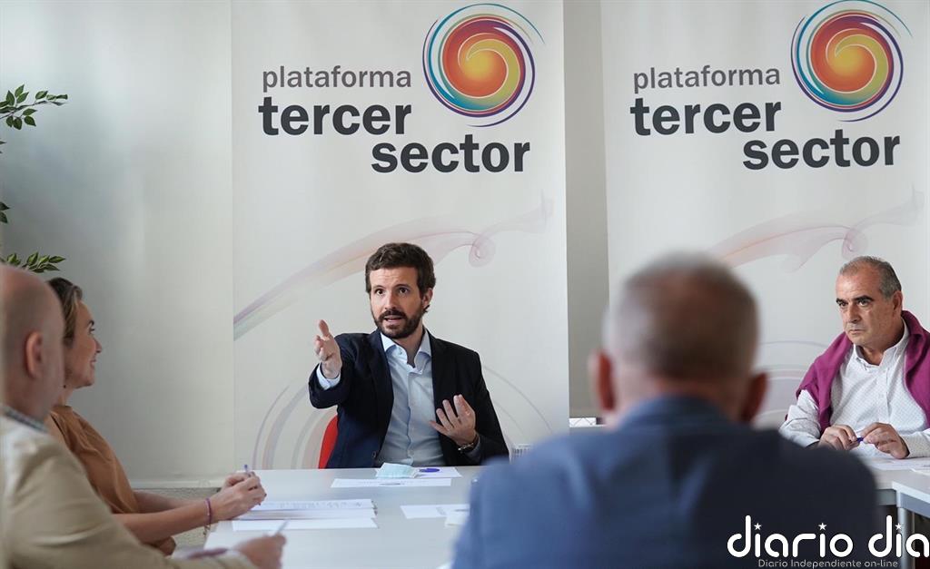 Casado apoya las ayudas al turismo y la automoción pero afea a Sánchez llegar "tarde" en vez de hacer los deberes antes