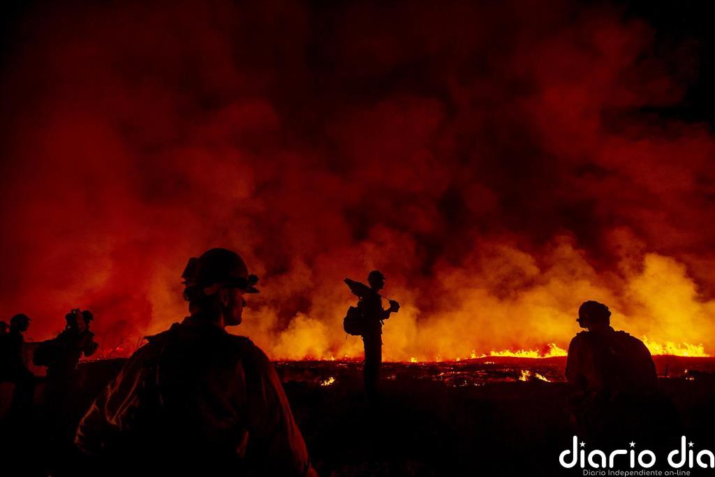Al menos tres muertos en un incendio forestal en el estado de California