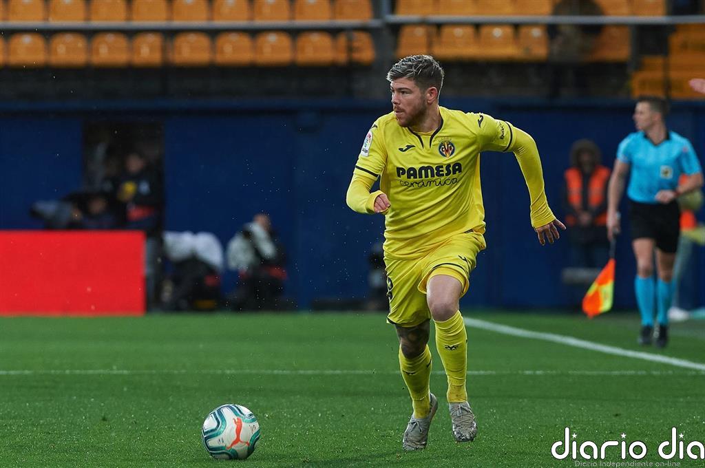 Alberto Moreno, seis meses de baja tras ser intervenido del ligamento cruzado