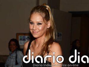 Anna Kournikova presume de su hija Mary, ¡y la pequeña no puede ser más adorable!