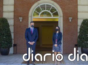 Arrimadas comunica a Sánchez su voluntad de negociar unos PGE moderados, al margen de ideologías radicales