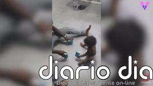 Bebé 1 - Papá 0: Un bebé de 1 año domina el juego del trile contra su padre en un vídeo que se ha hecho viral