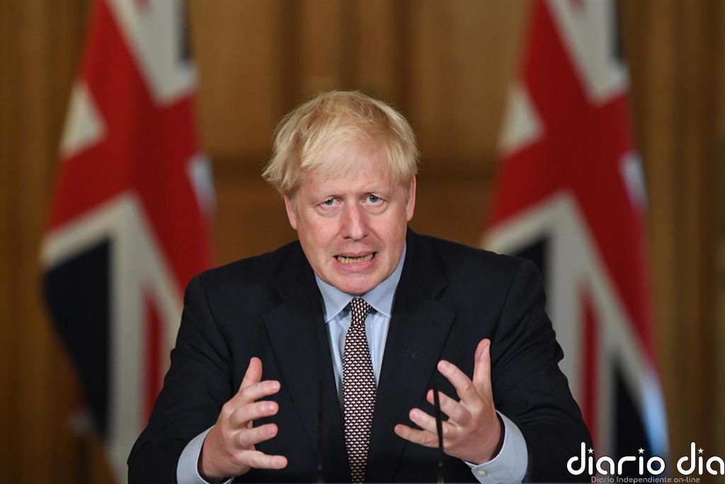 Boris Johnson promete que no cederá "ni un fragmento de soberanía" sin el visto bueno de Gibraltar