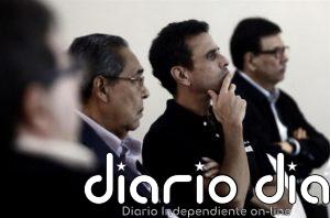 Capriles pide la movilización de la oposición y critica a Guaidó por "jugar a ser presidente en internet"