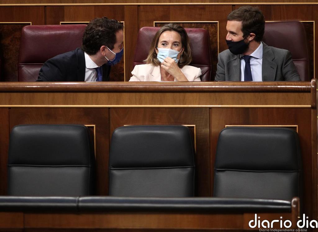 Casado exige al Gobierno aclarar si congelará sueldos públicos y avisa de que no aceptará "un trágala" en pensiones
