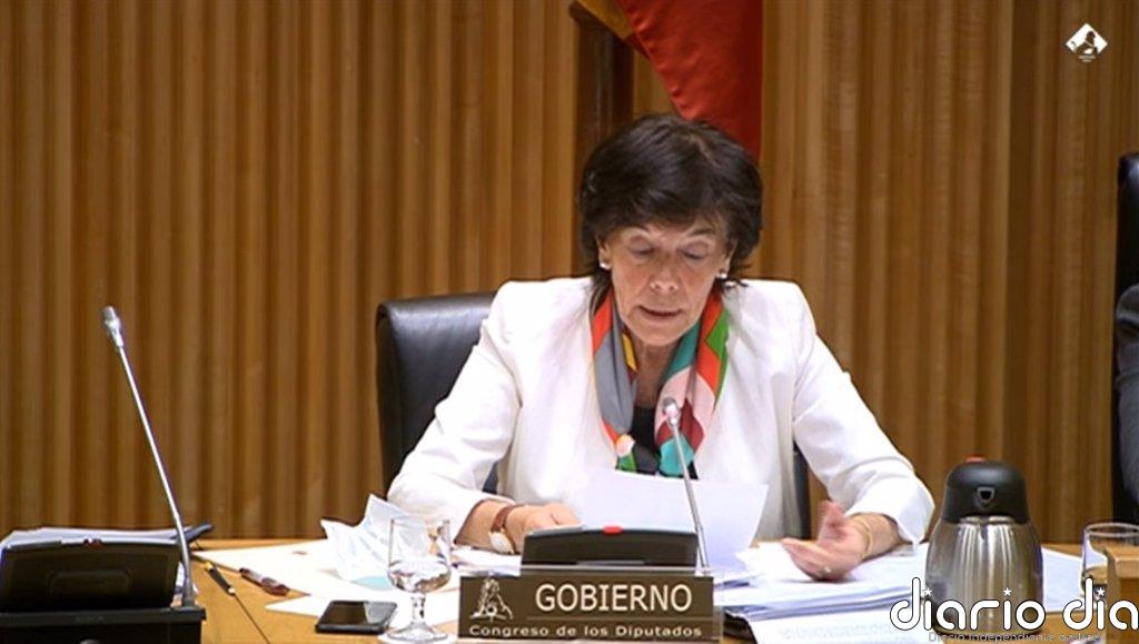Celaá acusa a Arrimadas de tener una "reflexión muy poco madura" del sistema autonómico al críticar la 'vuelta al cole'