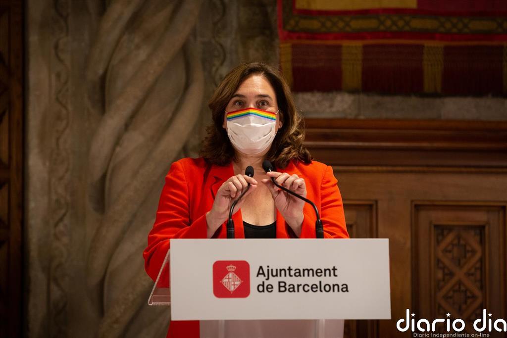 Colau destaca la dedicación del Pare Manel a los más vulnerables