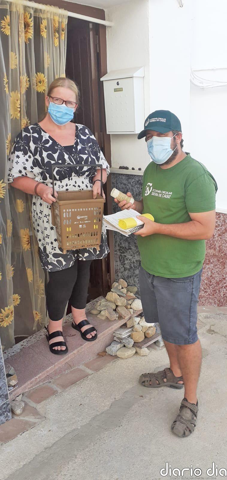 Comienza el servicio de recogida selectiva de residuos 'Puerta a Puerta' en Torre Alháquime (Cádiz)
