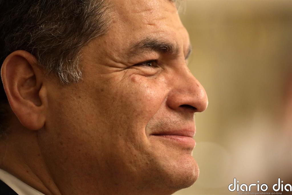 Correa intenta formalizar su candidatura a la Vicepresidencia de Ecuador de forma telemática